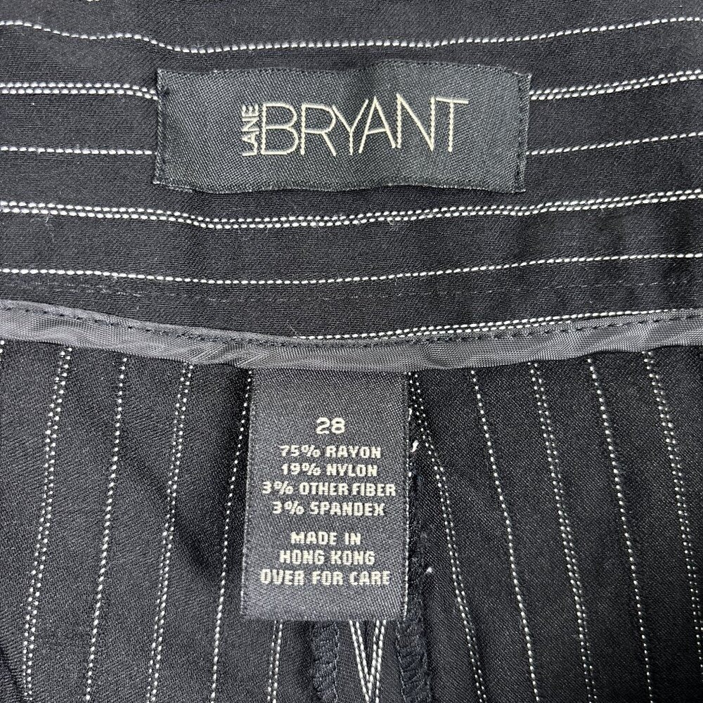 Lane Bryant Black & White Pinstripe Cropped Dress Pants Size 28 - Picture 7 of 11